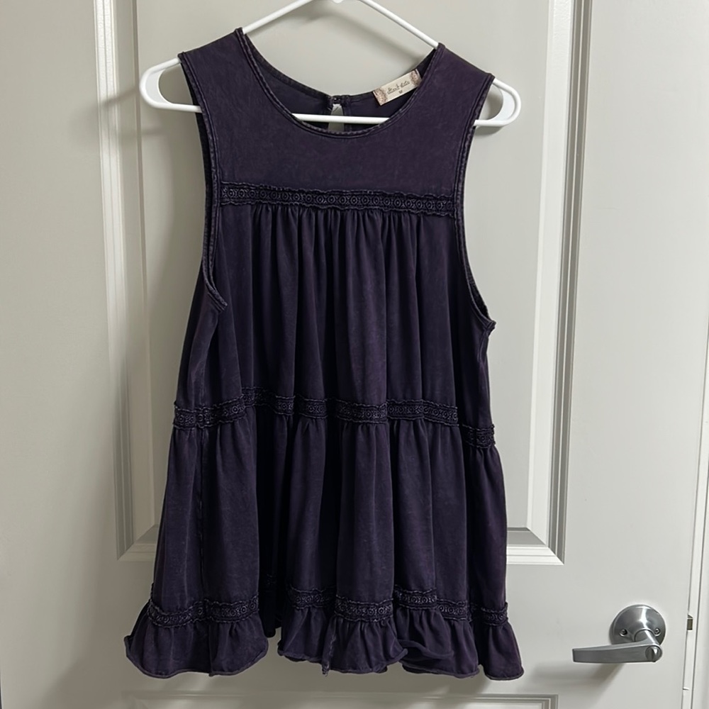 Altar’s State dark purple top